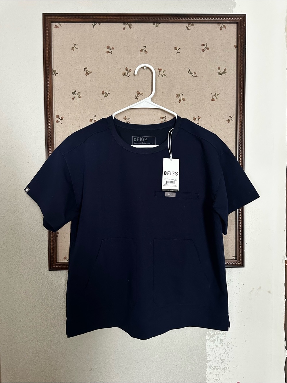 FIGS Women’s Navy Short Sleeve Scrub Shirt